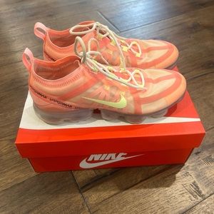 Nike Air Max 270
